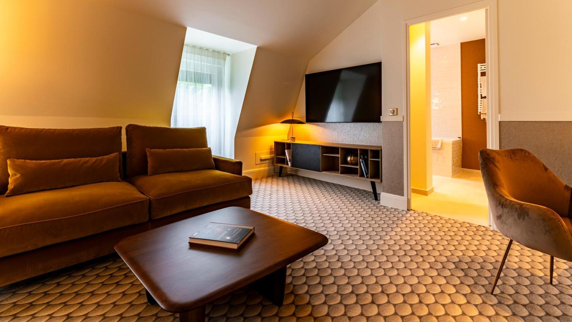 Continental Hotel Remeš Exteriér fotografie